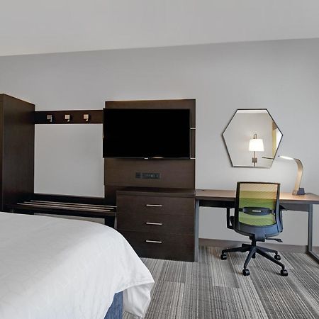 Holiday Inn Express - Milwaukee Downtown By Ihg Екстер'єр фото