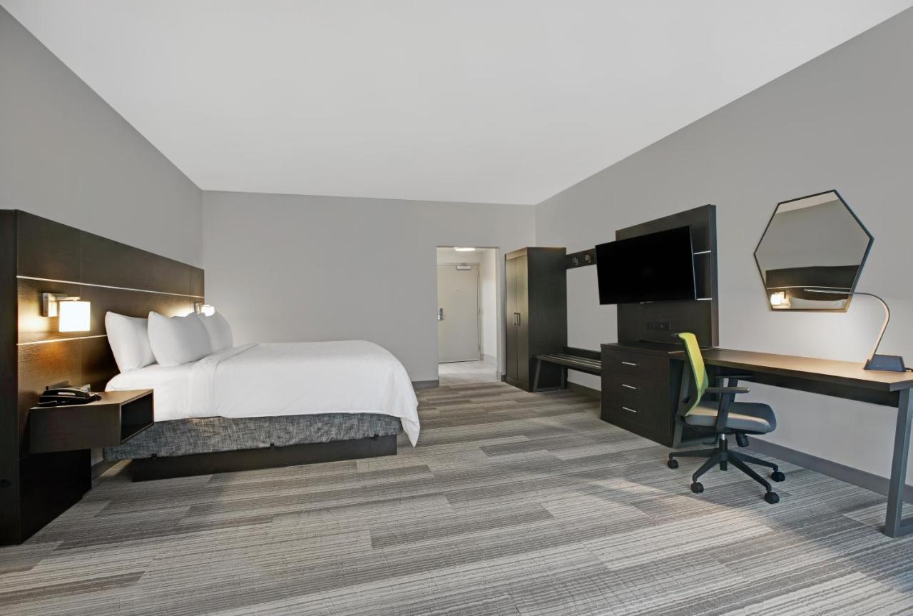Holiday Inn Express - Milwaukee Downtown By Ihg Екстер'єр фото