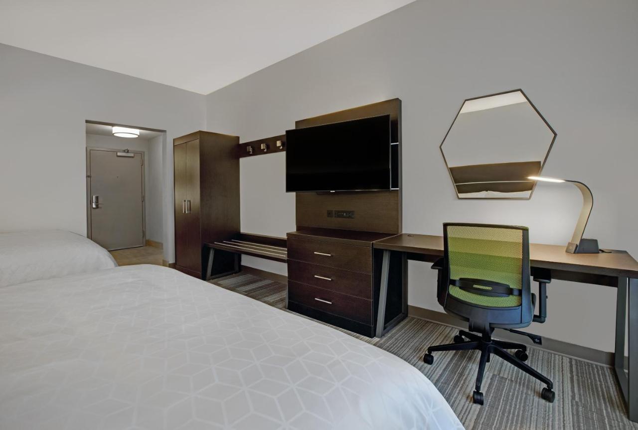 Holiday Inn Express - Milwaukee Downtown By Ihg Екстер'єр фото